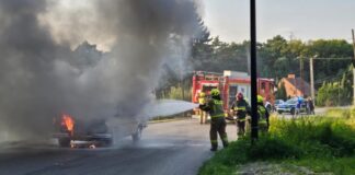 Pożar samochodu osobowego