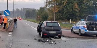 Wypadek w Szałszy droga zablokowana policja kieruje ruchem