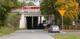 Tarnowskie Góry: Awaryjne zamknięcie przejazdu pod wiaduktem na Częstochowskiej